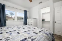 Private 2 BR steps from beach on Casey Key - 4-Star