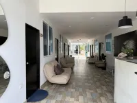 Hotel Sunset Beach - parking