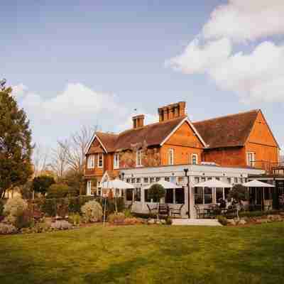 The Farmhouse at Redcoats Hotel Exterior