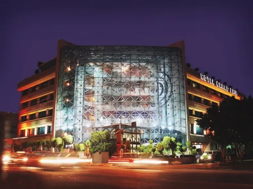 위엔조이 호텔스 아에로푸에르토 CDMX - 공항 셔틀버스