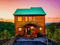 Family-Friendly• Stunning Views • 7 Mi to Dollywood •Hot Tub• Highly Rated! - 4성급