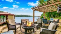 Lake Front - Hot Tub - Great Views - Fire Pit - Kayaks - Holly Lake Ranch - 4-Star
