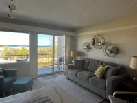Homestead Resort - Lake Michigan Frontage 1 Bedroom Condo - Sleeps 4 -Glen Arbor - Wi-Fi