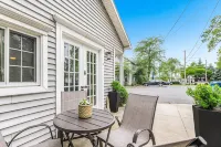 Little Bell's Bungalow / Walkable to Saugatuck and Douglas / Updated - 3-Star