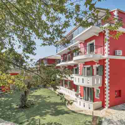 Oasis Exclusive Hotel Exterior