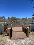 Cozy Cabin for 4 with 2 King beds, 2 full baths, 2 fireplaces and upscale Decor! - Hytter