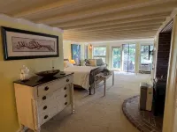 3-Story Lake Front Views! Dock, Hotspring Spa, Outdoor Dining, Watch Our Video! - Homestays