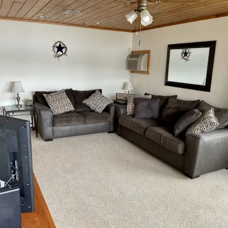 Discover Your Retreat - 3-Bedroom Cottage in Winthrop