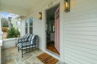 Location!! - The Davidson - Charming Home in Fayetteville Historic District - 4-Star
