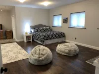 Large Lakefront Vineyard Home with Hot Tub - Boutique