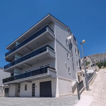 Apartments the Seasons Residence