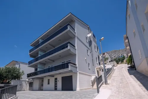 Apartments the Seasons Residence - Beach