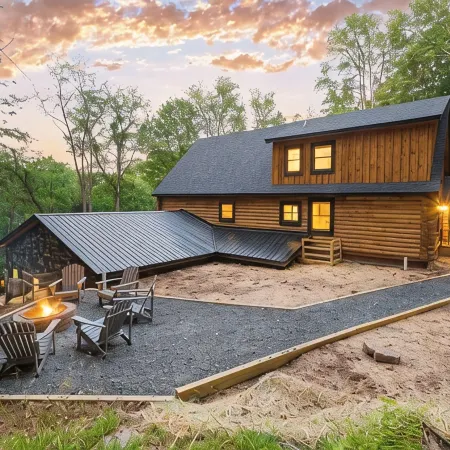 Brand NEW Build! Five Master Suites~Bunk Room~INDOOR POOL, Game ROOM & Hot Tub!