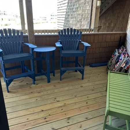 OCEANFRONT@The Lucky Duck- 100% renovated, clean, cozy & well-appointed.