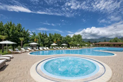 Lopota Lake Resort & Spa - breakfast
