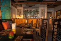 Le Vimarn Cottages & Spa - bar