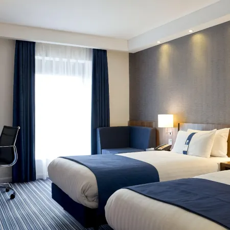 Holiday Inn Express Dunstable, an IHG Hotel