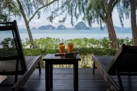 โรงแรมทับแขก ซันเซ็ท บีช รีสอร์ท - บ้านพักหลังเล็ก