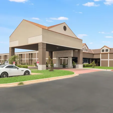 LeBossier Hotel