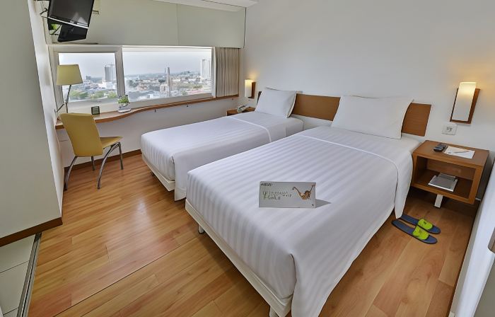 Whiz Hotel Pemuda Semarang