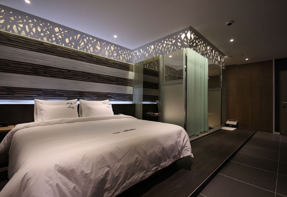 Hotel Aria Seomyeon - Housity