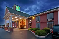 Quality Inn & Suites Hotels in Somerset