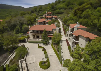 Abeliona Retreat Hotels in Trikolona