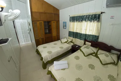 포사다 나티바 아타르데세르 이슬레노 Parroquia Católica San José 주변 호텔