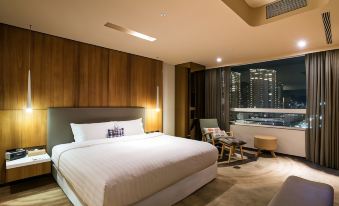 Home Hotel