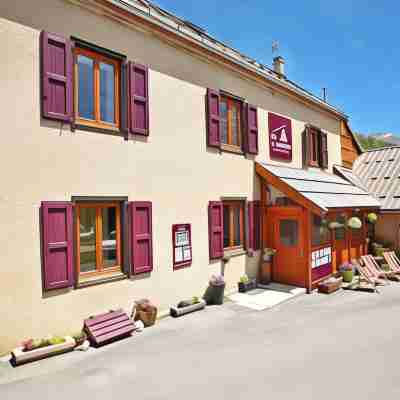 Le Rebanchon Hotel Exterior