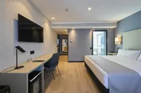 Catalonia La Maquinista Hotels in Santa Coloma de Gramenet