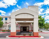 Econo Lodge Denver International Airport