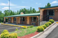 Rodeway Inn Hotels in Swainsboro