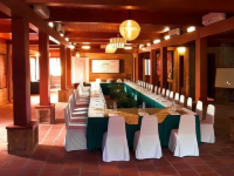 Van Chai Resort Hotels in Sam Son