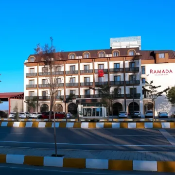 Ramada by Wyndham Van