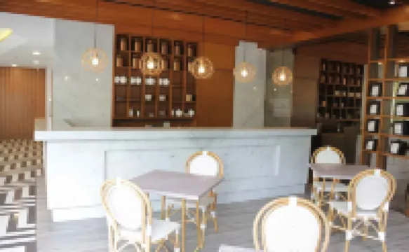 Verse Luxe Hotel Wahid Hasyim