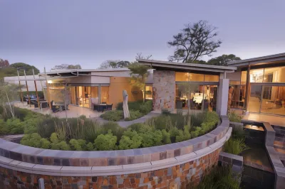 Seven Villa Hotel & Spa Hotels in Wynberg