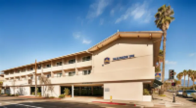 Beachside Inn Hotels near Santa Barbara Harbor