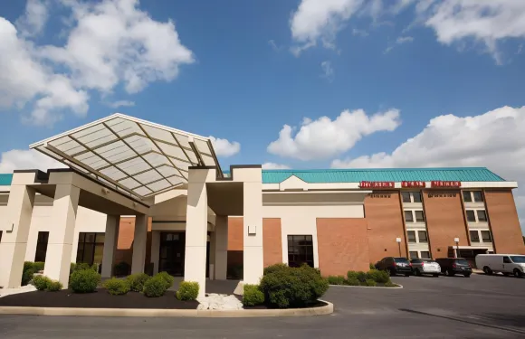 聖約瑟德魯裏套房酒店