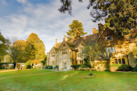 Hyll Hotel
