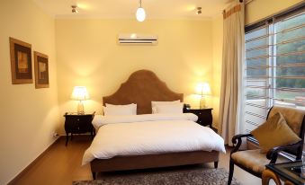 Butterfly Guest House Phase 7 Bahria Town