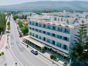 Zephyros Hotel