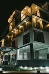 Aural Lodge Hotels in 