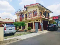 Bsh (Bu Sud's House) Yogyakarta Kraton 호텔