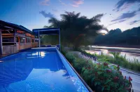 Cat Tien Jungle Lodge - Pools