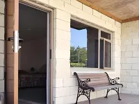 Lake Point Motel Hotels in Hamilton