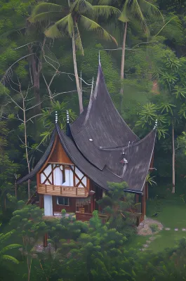 Padi Ecolodge Hotel dekat Terminal Antokan Pasar Lama Lubuk Basung