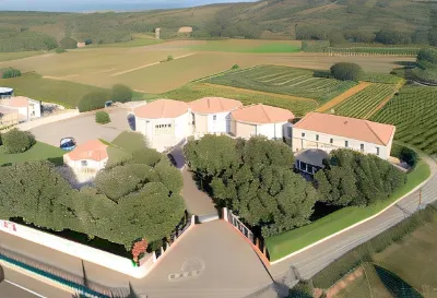 Greet hôtel Pont du Gard - Route d'Avignon Hotels in Tavel