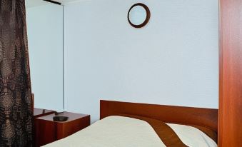 Yal Hotel