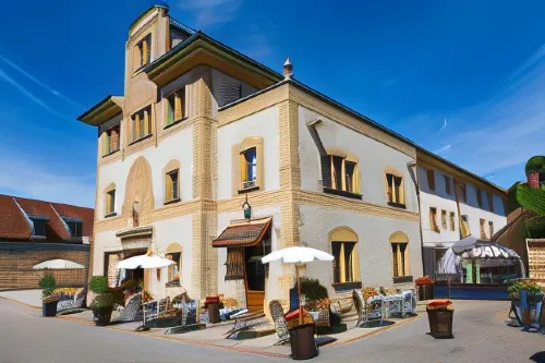 Logis Hotel Domaine de Rouffach - Pysäköinti